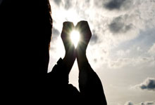 广州恒大实力锐不可挡，过硬的阵容斩获胜利，士气高昂备战