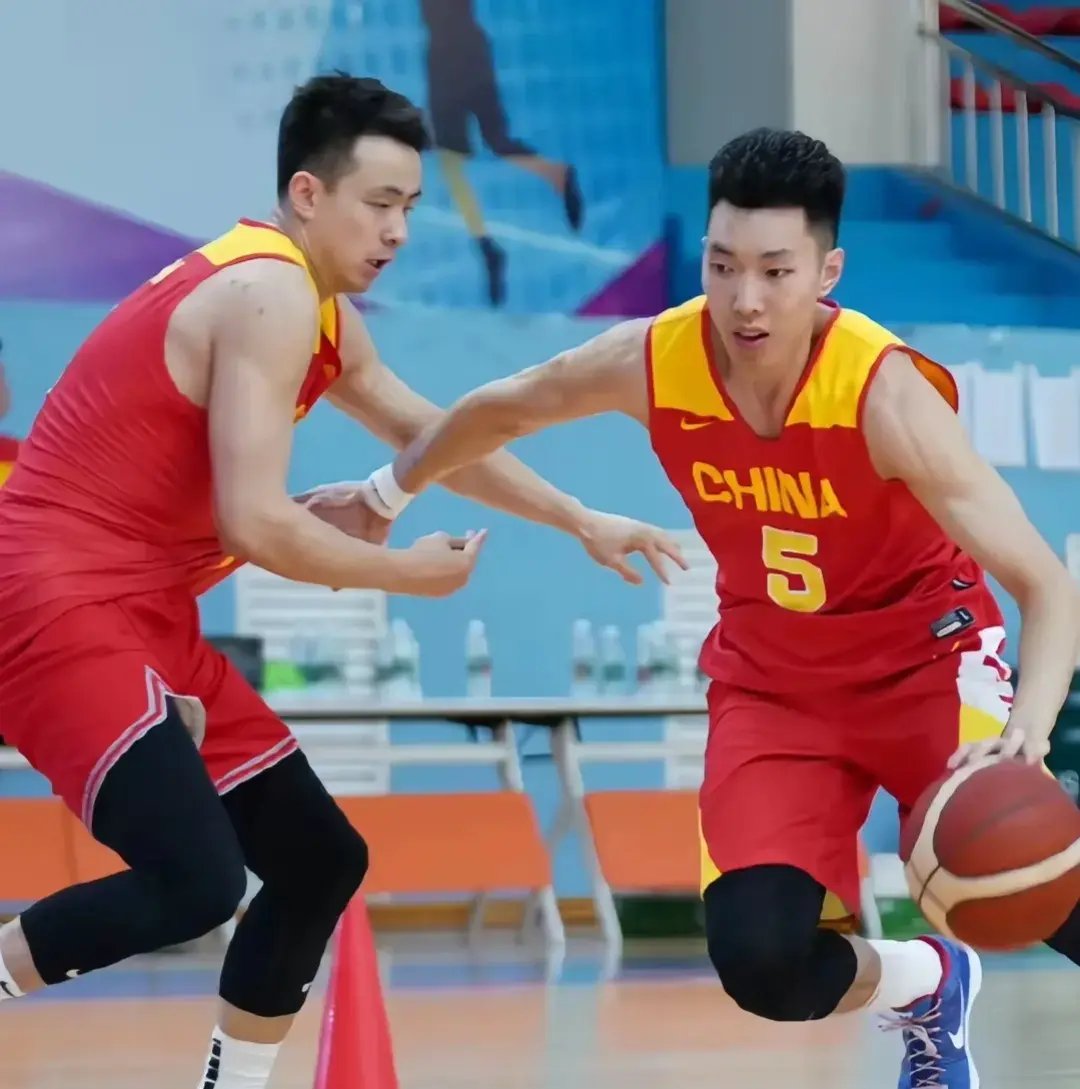 爱游戏登录-陕西男篮备战状态神勇，备受期待