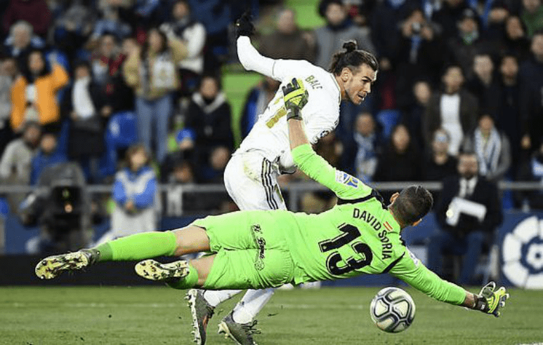 爱游戏官网-包含皮亚琴察客场胜乌迪内斯，全取三分的词条