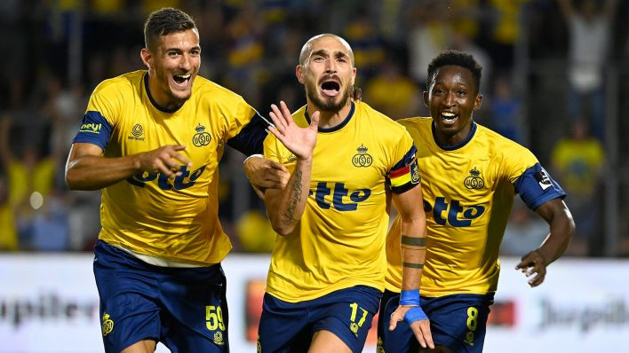 阿贾克斯战胜对手，取得重要胜利的简单介绍