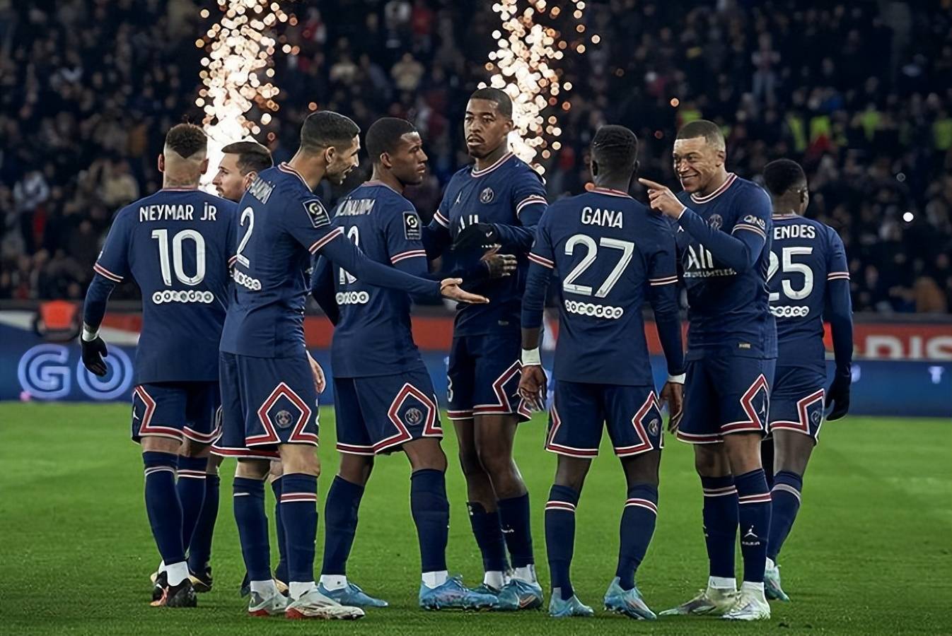 爱游戏网页版入口-法国队取得胜利成功晋级欧洲锦标赛决赛