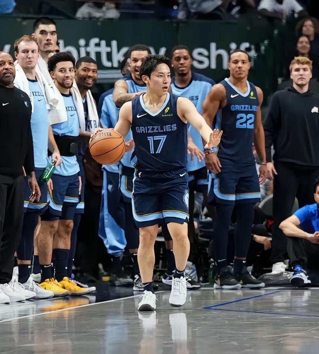 爱游戏官网-日本篮球队宣布选手名单，努力在国际比赛中表现