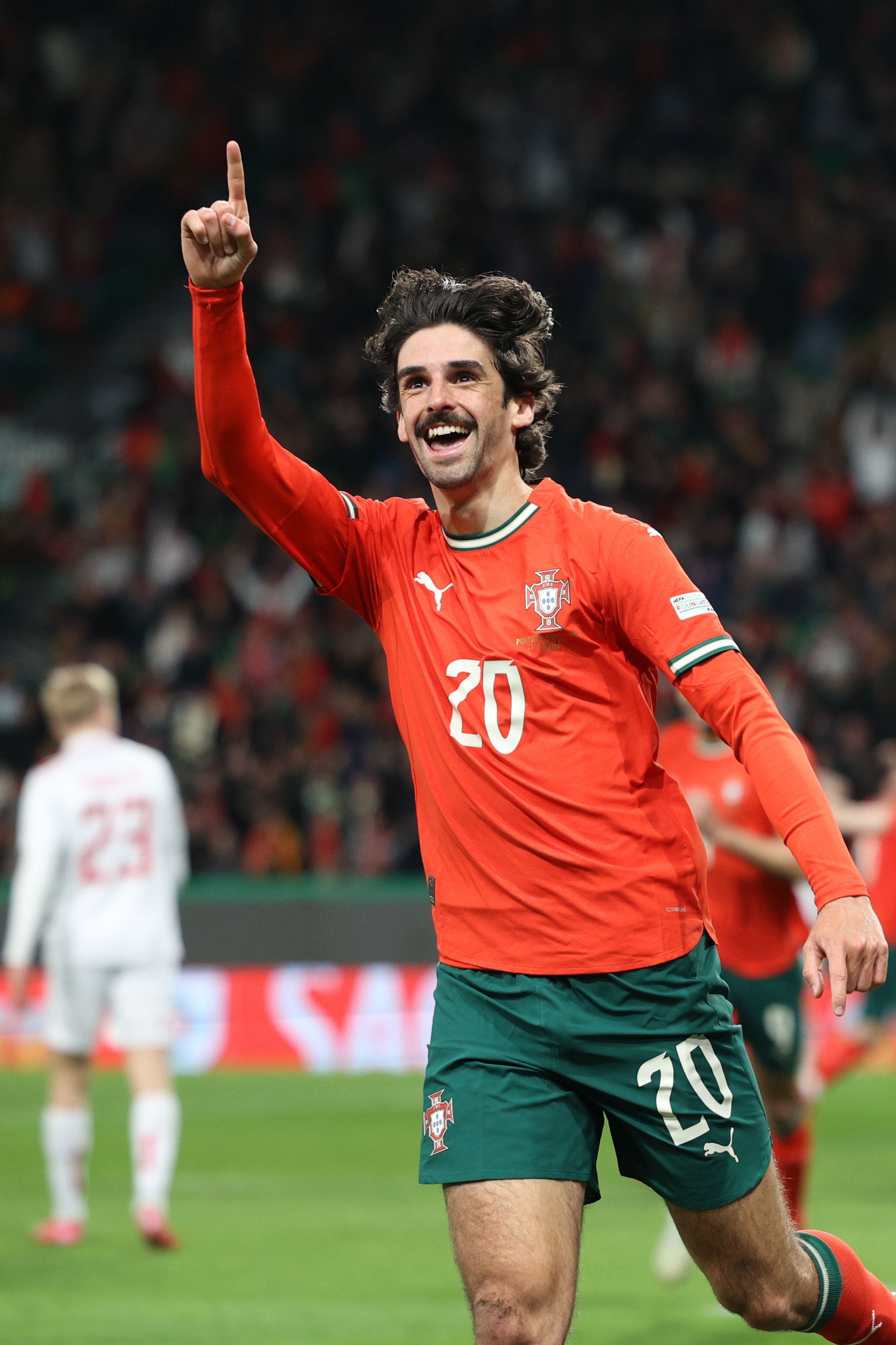 葡萄牙球队在欧联杯赛中获得重要胜利